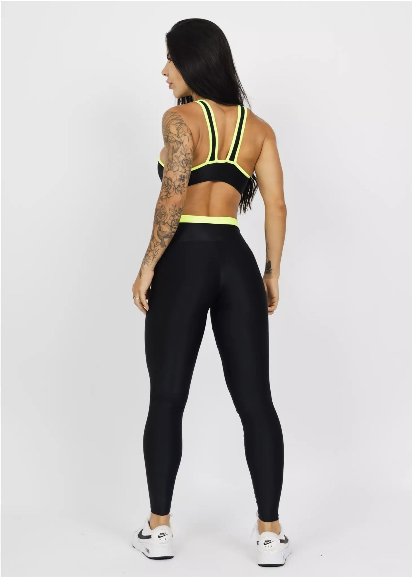 Conjunto Fitness Woman - Legging Básica Dri Verde Fluorescente + Preto
