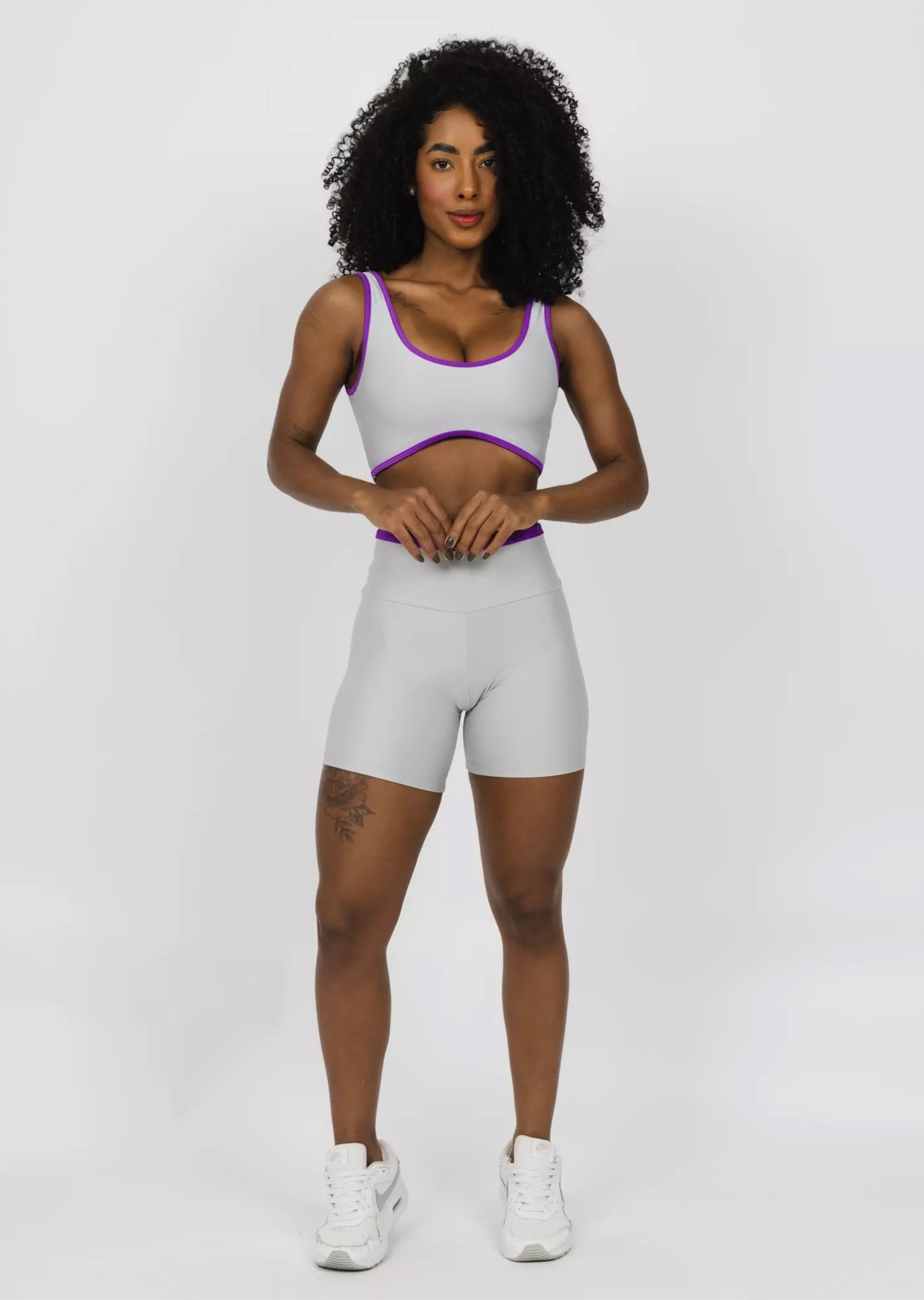 Conjunto Fitness Woman - Short Básico Maitê Fúcsia + Prata