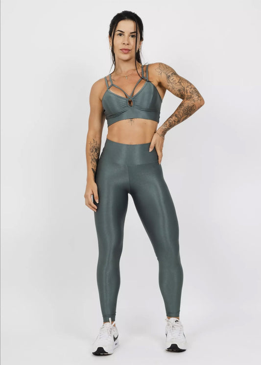Conjunto Fitness Woman - Legging Básica + Top Lara Compressão Figueira